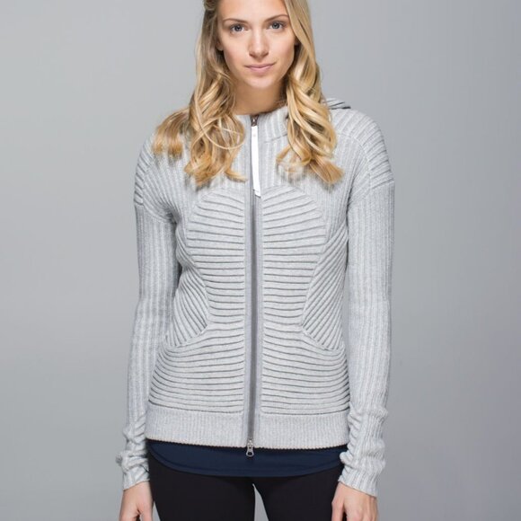 Lululemon Woman's Gray Embrace Knit Hoodie Jacket Sz Med - Picture 3 of 10